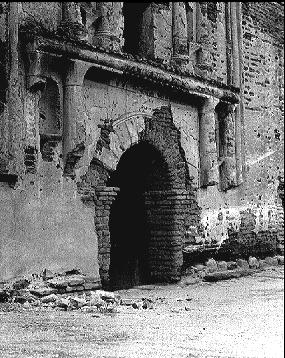 Front of the church in ruins.