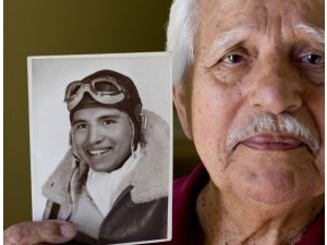 Article Tab: pilot-flight-taken-reside